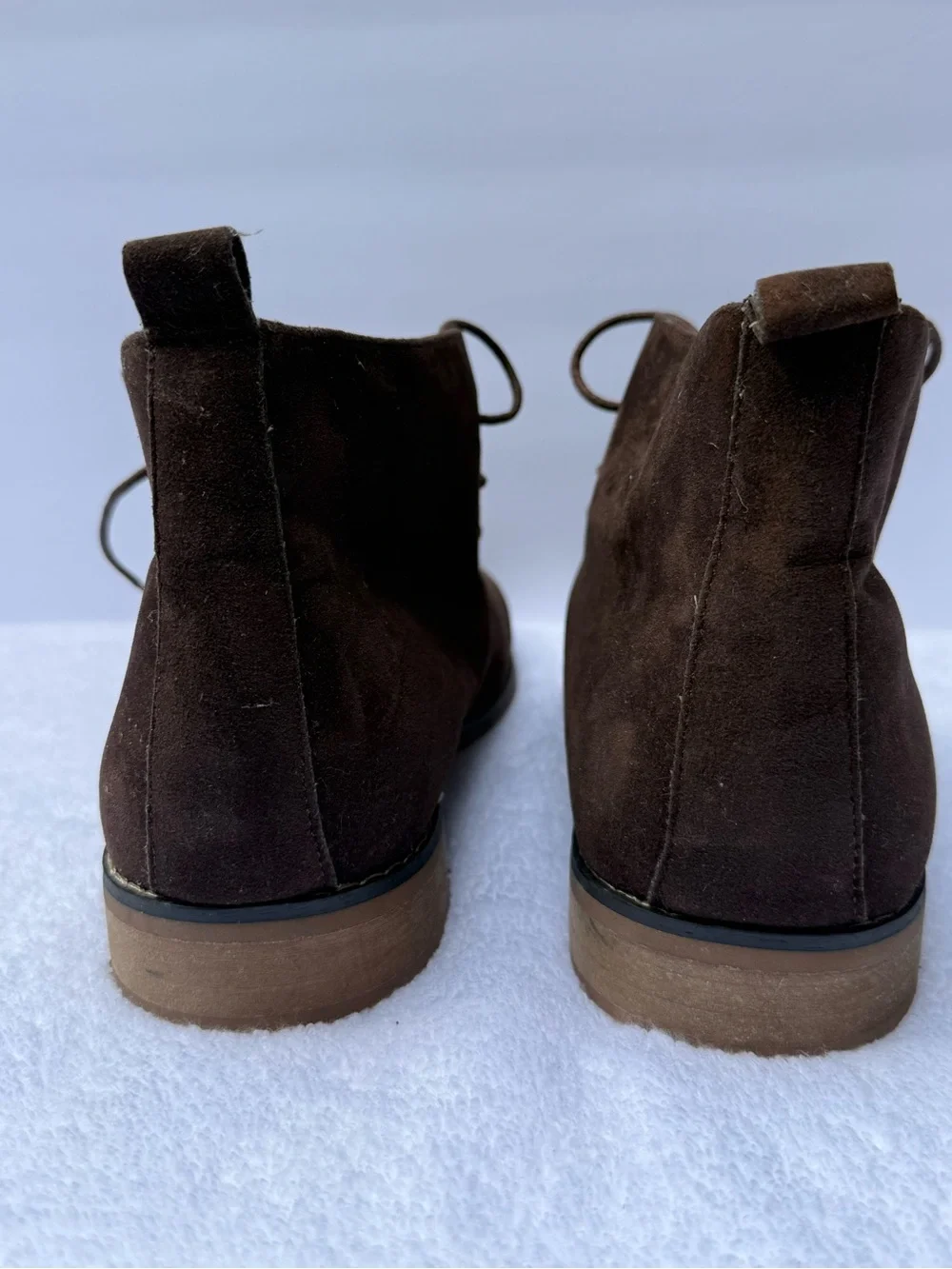 Men's Suede Chukka Boots in Dark Brown